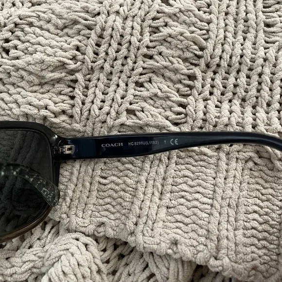 Coach Navy Sand Sunglasses - Picture 6 of 7
